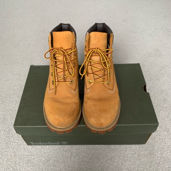 Beautiful Timberland Boots! - Picture 4 of 7